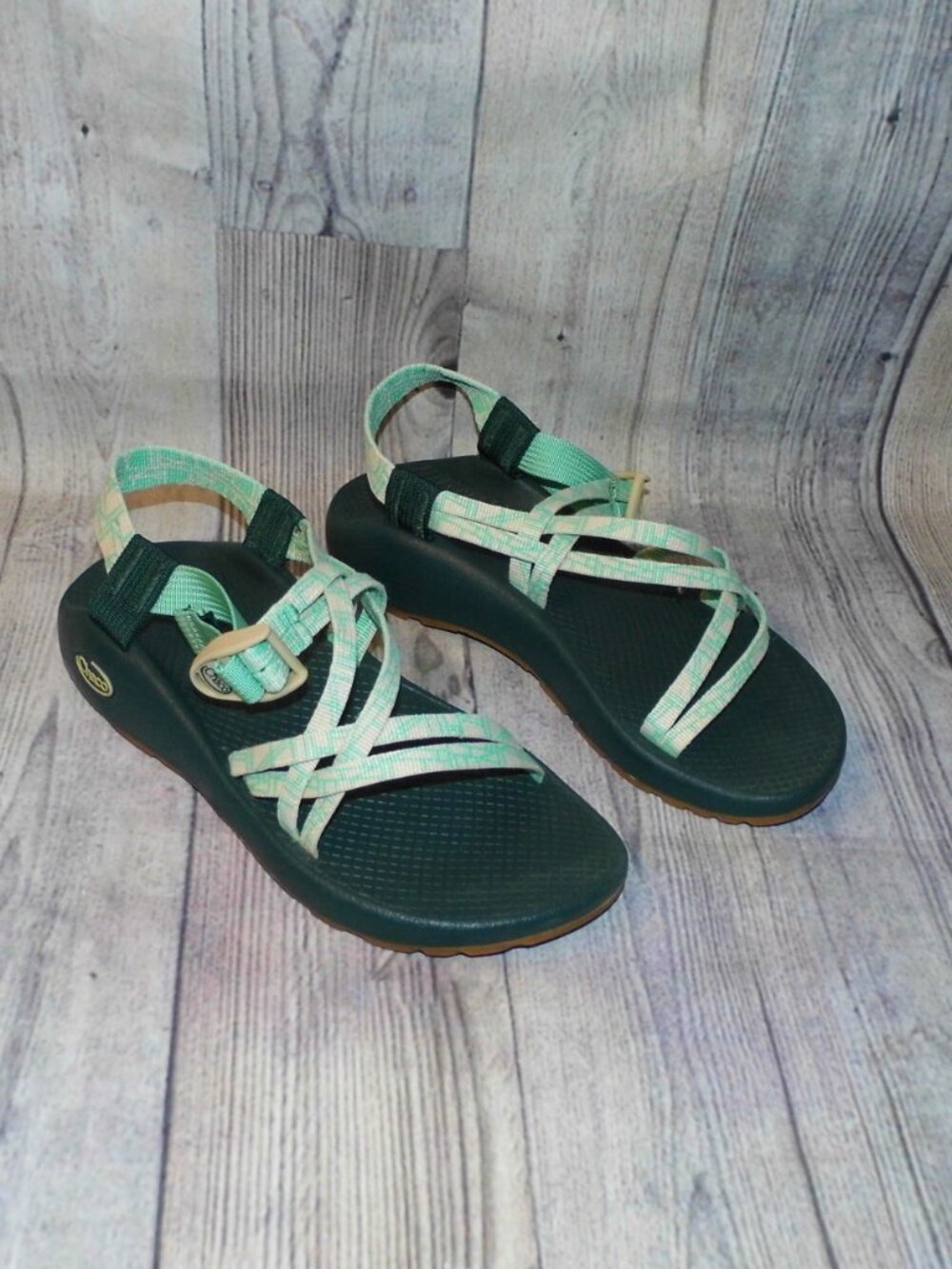 CHACO Z/Cloud X2 Green Sport Sandals Womens Size 8